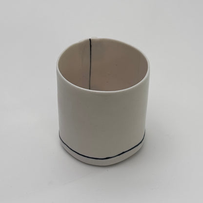 Minimalist Porcelain Mug 04